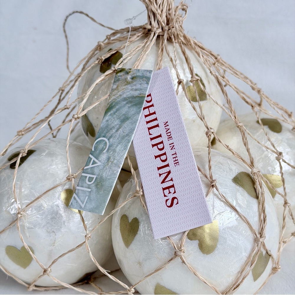 Capiz Gold Heart Painted Shell Ornaments, Set of 5 - Picture 4 of 7